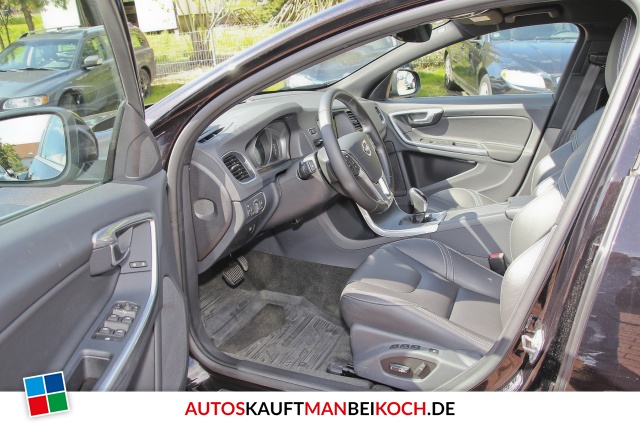 V60 T5 BiFuel Summum Xenon Navi 19 Zoll Styling Ki / Foto 5