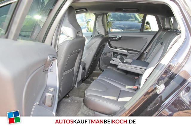 V60 T5 BiFuel Summum Xenon Navi 19 Zoll Styling Ki / Foto 6