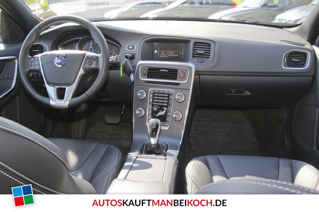 V60 T5 BiFuel Summum Xenon Navi 19 Zoll Styling Ki / Foto 8