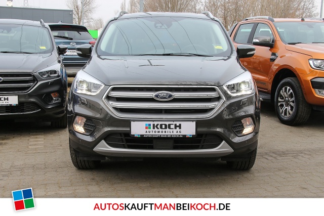 Kuga 1.5 EcoBoost Titanium 4x4 Autom. AHK Standh. / Foto 2