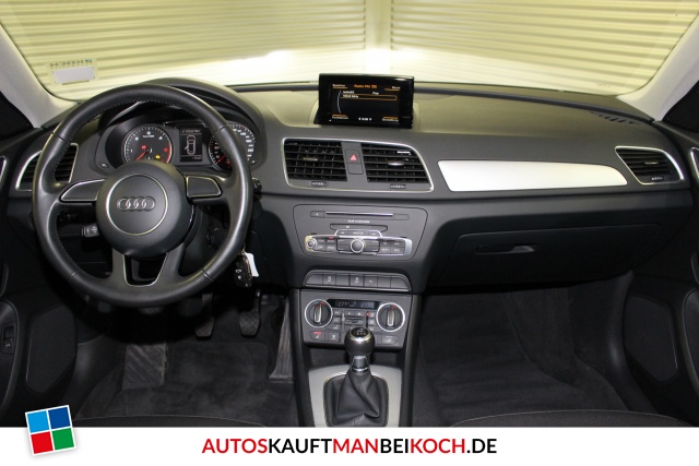Q3 2.0 TDI Euro6 Voll LED SHZ PDC Klimaaut. Temp. / Foto 5