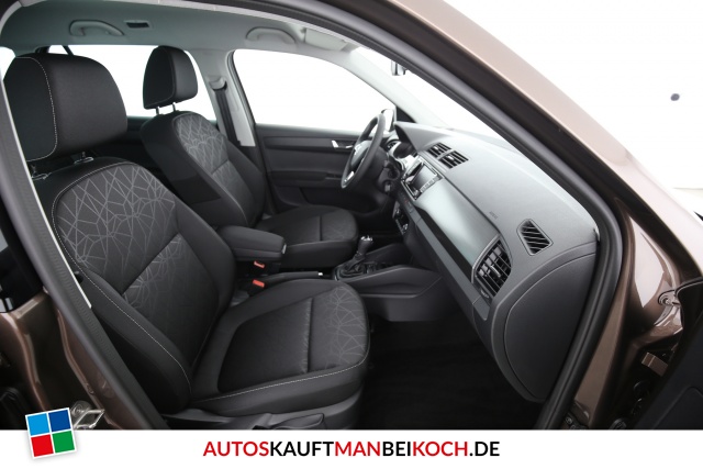 Fabia Combi III 1.0 TSI Clever Navi LM AHK / Foto 5