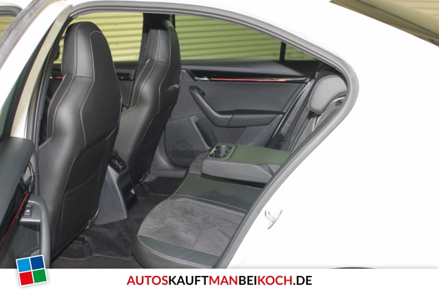 Octavia Facelift RS 245 DSG Navi LED Klimaaut SHZ / Foto 5