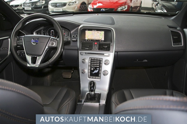 XC60 D5 AWD Summum Geartronic / Foto 8