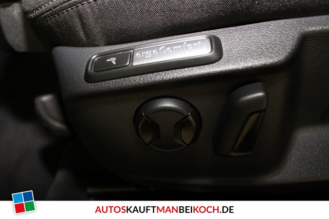 Passat 1.4 TSI ACT Comfortline Navi SHZ PDC Klima / Foto 4