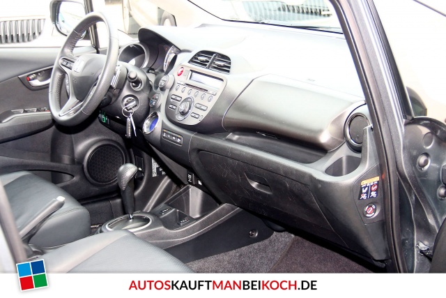 Jazz 1.3 DSi IMA CVT Exclusive Panoramadach / Foto 6