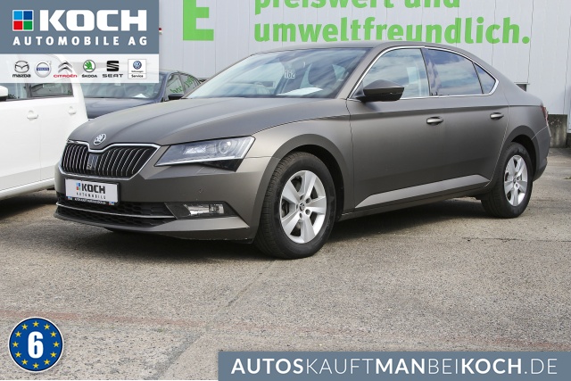Superb 1.6 TDI DSG EU6 Ambition Navi Xenon Mattgra / Foto 1