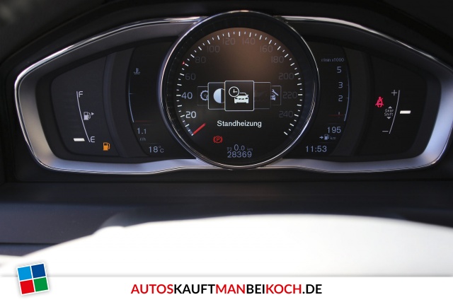 V70 D4 Momentum SD Navi Fahrerassistenz Standhzg. / Foto 9
