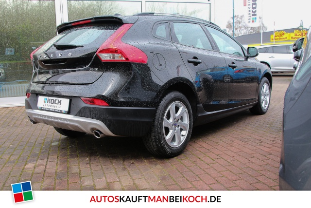 V40 CC D3 Momentum Aut. LED Navi Winter-Paket / Foto 4