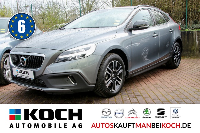 V40 CC D3 Momentum PDC LED NAVI Winter-Paket / Foto 1