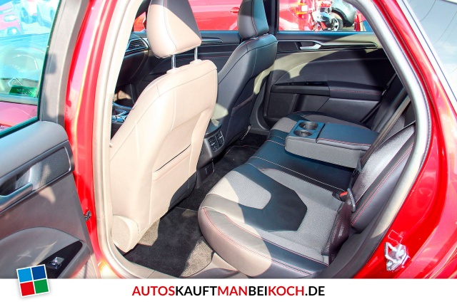 Mondeo 1.5 EcoBoost ST-Line Navi Panoramad. / Foto 8