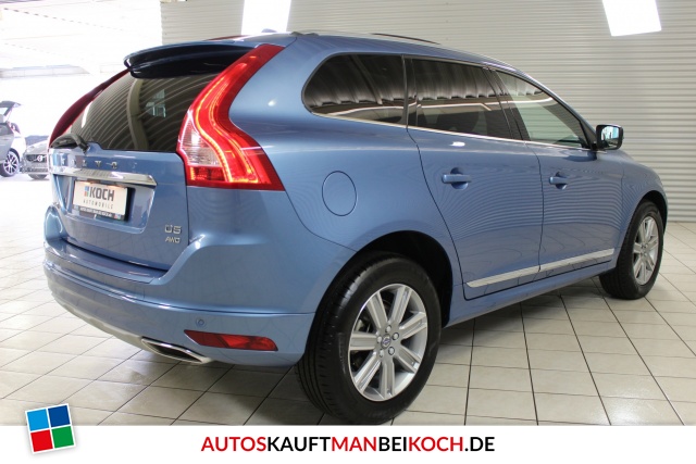 XC60 D5 AWD Geartronic Summum GSHD NAVI PDC Xenon / Foto 2