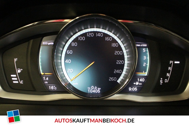 XC60 D5 AWD Geartronic Summum GSHD NAVI PDC Xenon / Foto 8