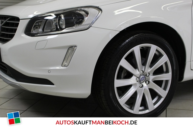 XC60 D4 2WD Summum Aut. FahrerAss Pano Stdhzg / Foto 2