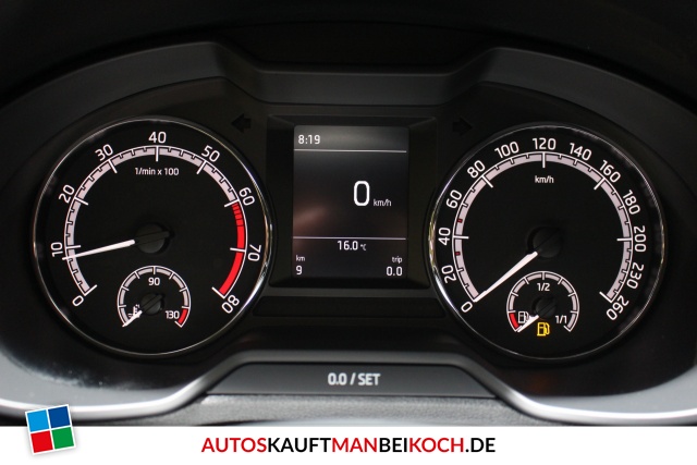 Octavia Combi Facelift 1.4 TSI Ambition Klimaaut S / Foto 9