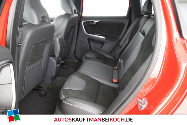 XC60 T5 Geartronic R-Design Pano Xenon Standhz 20Z / Foto 7