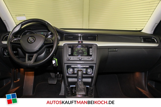 Superb Combi 3.6 V6 DSG 4x4 Navi Xenon SHZ PDC / Foto 7
