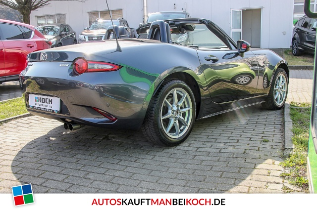 MX-5 SKYACTIV-G 131 Sports-Line WR TOP / Foto 4