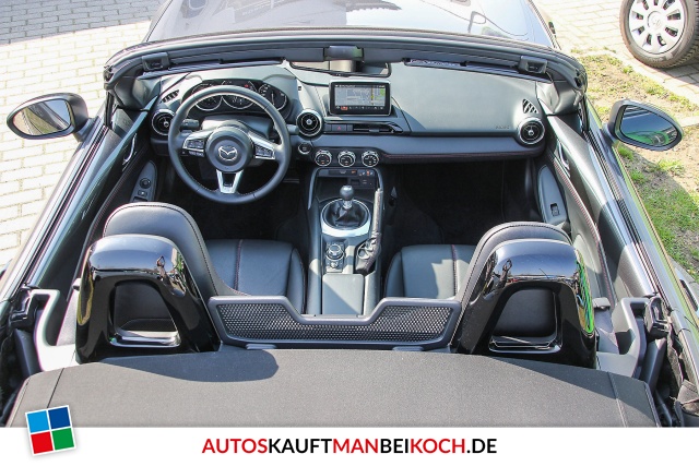 MX-5 SKYACTIV-G 131 Sports-Line WR TOP / Foto 8