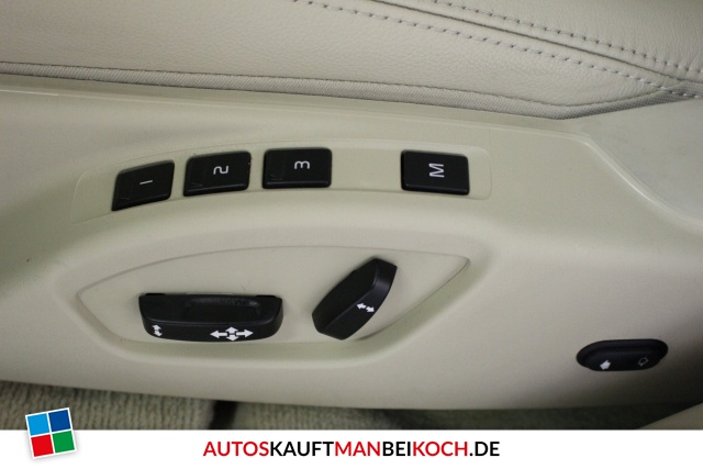 V60 D5 Momentum 8-Gang Aut. Leder SD 19Z Standhz / Foto 6
