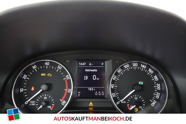 Fabia III 1.0TSI DSG Style Sport ACC Navi PDC LM / Foto 4