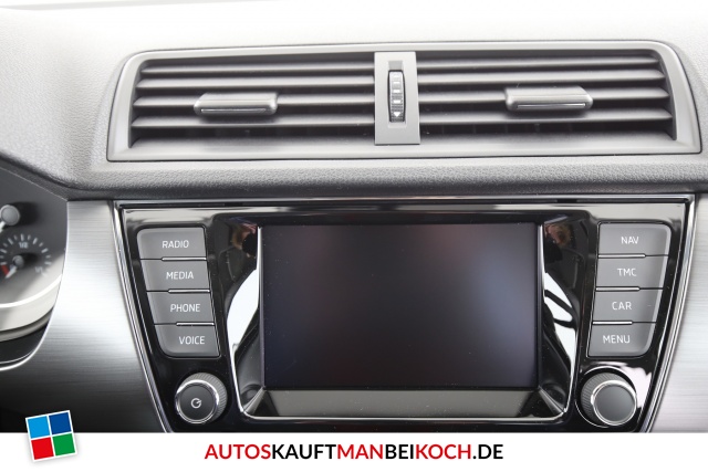 Fabia III 1.0TSI DSG Style Sport ACC Navi PDC LM / Foto 9