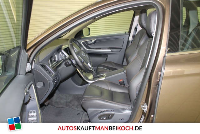 XC60 D4 AWD Summum Aut. FamilienPaket GSHD Navi / Foto 3