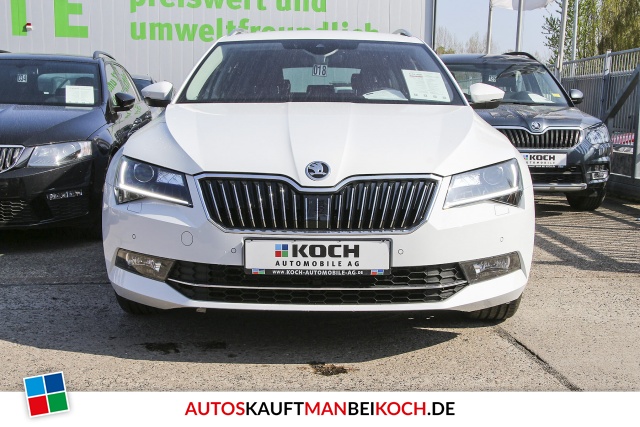 Superb Combi 1.4 TSI Style DSG Leder Xenon Navi DC / Foto 2