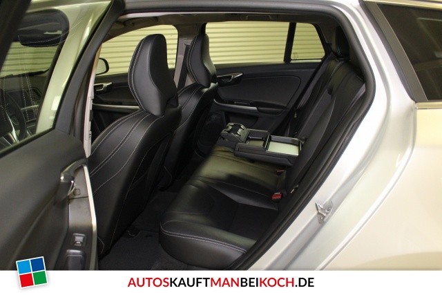 V60 D6 AWD Hybrid Summum FahrerASS SD Standhz / Foto 5