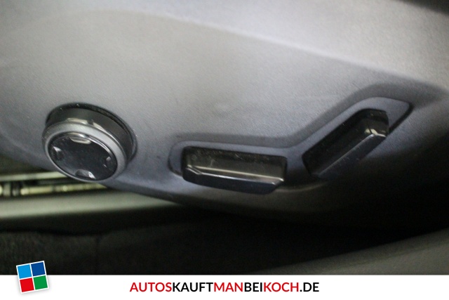 V90 D4 Momentum Aut. IntelliSafe LED Leder Kamera / Foto 4