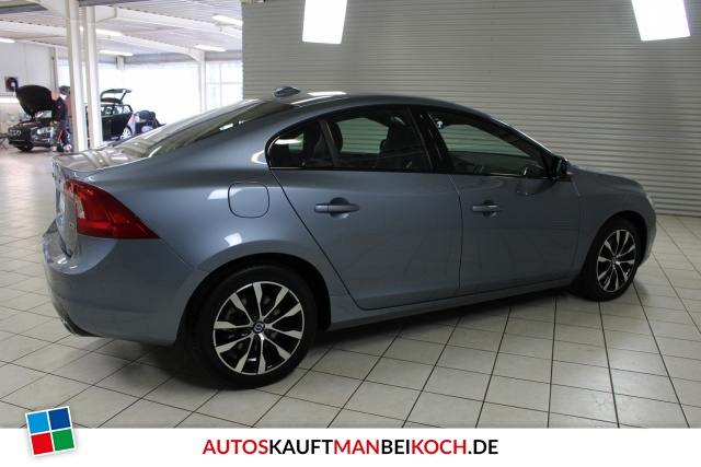 S60 D3 Linje Svart Geartronic Navi Xenon Leder PDC / Foto 2