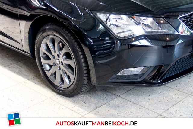 Leon 1.6 TDI I-Tech DSG SHZ Allwetterreifen PDC v+ / Foto 2