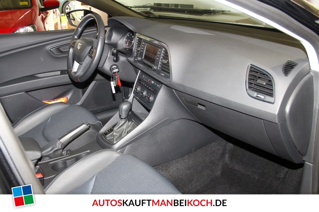 Leon 1.6 TDI I-Tech DSG SHZ Allwetterreifen PDC v+ / Foto 6