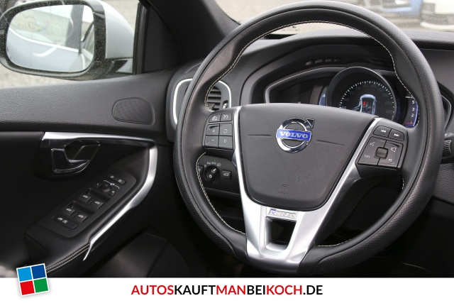 V40 D3 R -Design Aut. Navigation Bi-Xenon / Foto 9