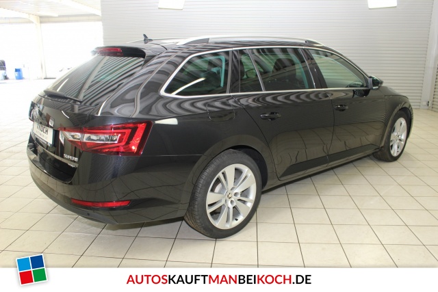 Superb Combi 2.0 TDI DSG Style 4x4 Xenon SHZ top / Foto 2