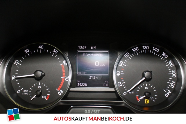 Fabia Combi 1.0 MPI Joy Navi Klimaaut SHZ top / Foto 7