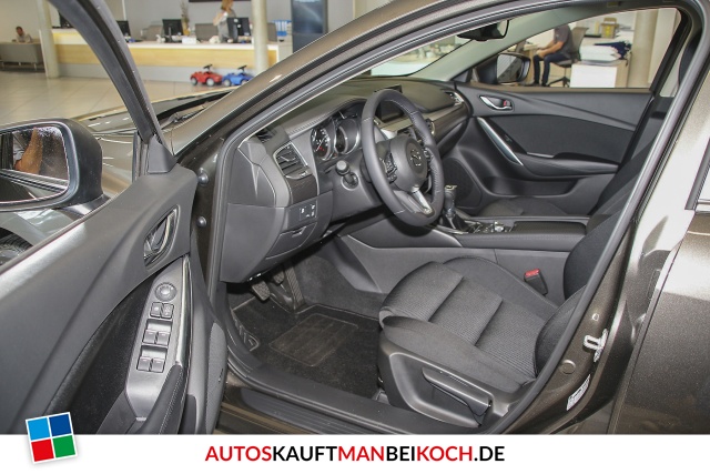 6 SK SKYACTIV-G 165 FWD 5T 6GS AL-KIZOKU NAVI top / Foto 6
