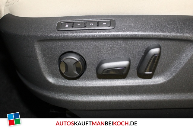 Karoq 1.5 TSI DSG ACT Style LED Navi Leder Canton / Foto 6