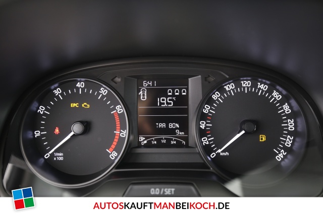 Fabia Combi 1.0 MPI Cool Plus Enjoy Paket ALU Sitz / Foto 4
