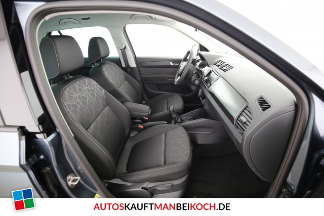 Fabia 1.0 TSI Clever Climatronic SHZ Alu / Foto 5