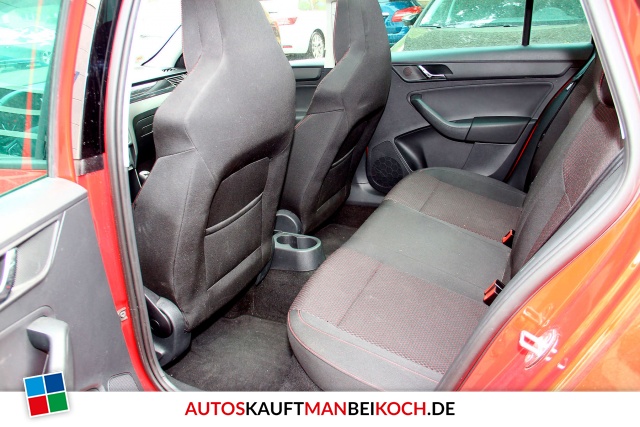 Rapid Spaceback 1.2 TSI Style Navi Xenon Sitzheizu / Foto 7
