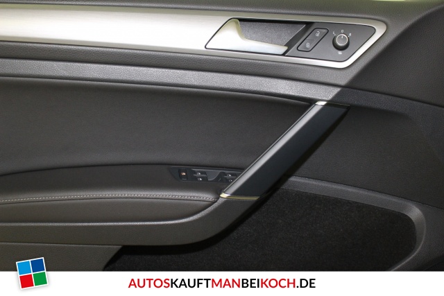 Golf VII 1.4 TGI BlueMotion Comfortline Klimaaut N / Foto 8