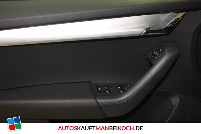 Octavia Combi III 1.5 TSI DSG ACT Ambition Navi PD / Foto 8