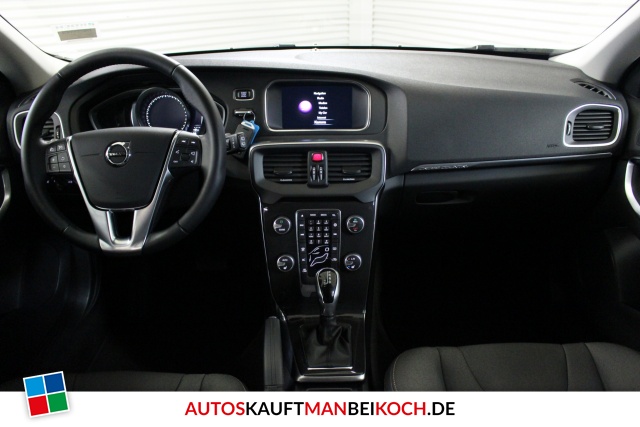 V40 CC D3 Momentum Aut. Kamera Navi PDC Winter-Pak / Foto 5