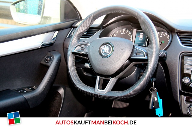Octavia Combi III 2.0 TDI DSG Elegance XENON NAVI / Foto 9