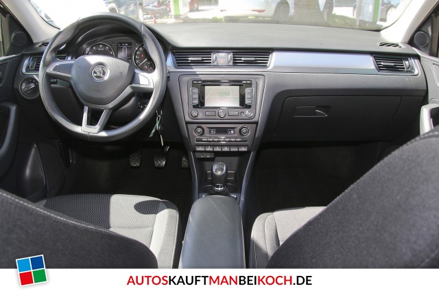 Rapid 1.2 TSI Spaceback Pano Navi SHZ PDC Ambition / Foto 6