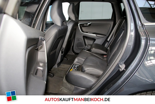 XC60 D5 AWD Summum Aut. Pano On Call ACC BLIS Stan / Foto 7