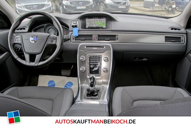 V70 D3 DPF Automat Navi Schiebedach Sitzhz Einpark / Foto 7