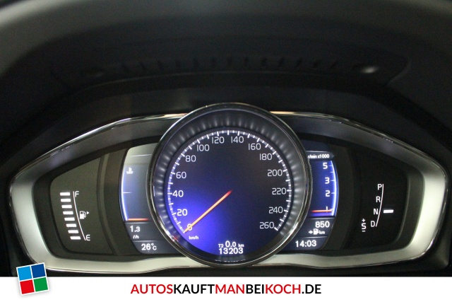 XC60 D5 AWD Aut R-Design FahrerAss Navi PDC Xenon / Foto 8