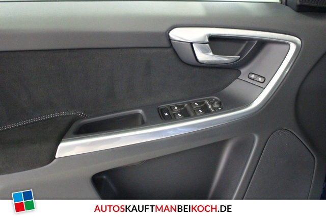 XC60 D5 AWD Aut R-Design FahrerAss Navi PDC Xenon / Foto 9